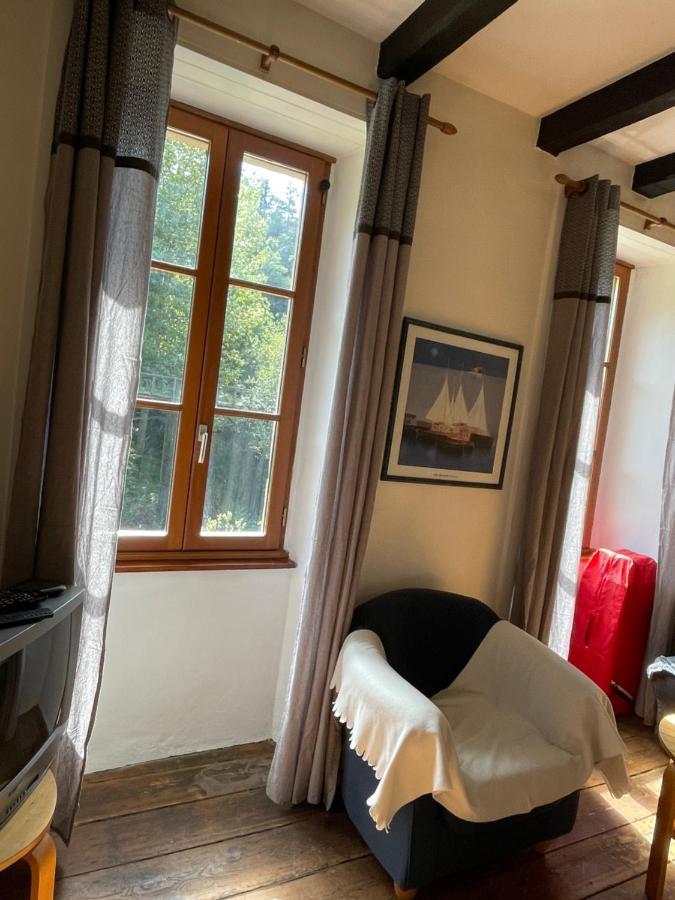 Maison Du Viaduc Du Bout De La Ville Lescouet-Jugon Bagian luar foto